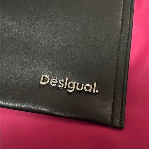 Desigual Fuchsia and Black Tote Bag filled with goodies - Picture 2 of 12